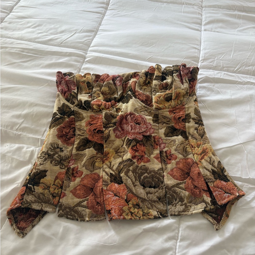 PrettyLittleThing Multicolor Floral Scarf - Picture 2 of 5